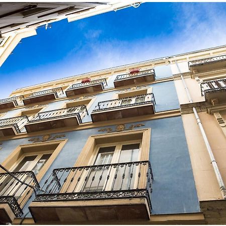 Sea & Wave Capitan Charming Duplex Apartment マラガ エクステリア 写真