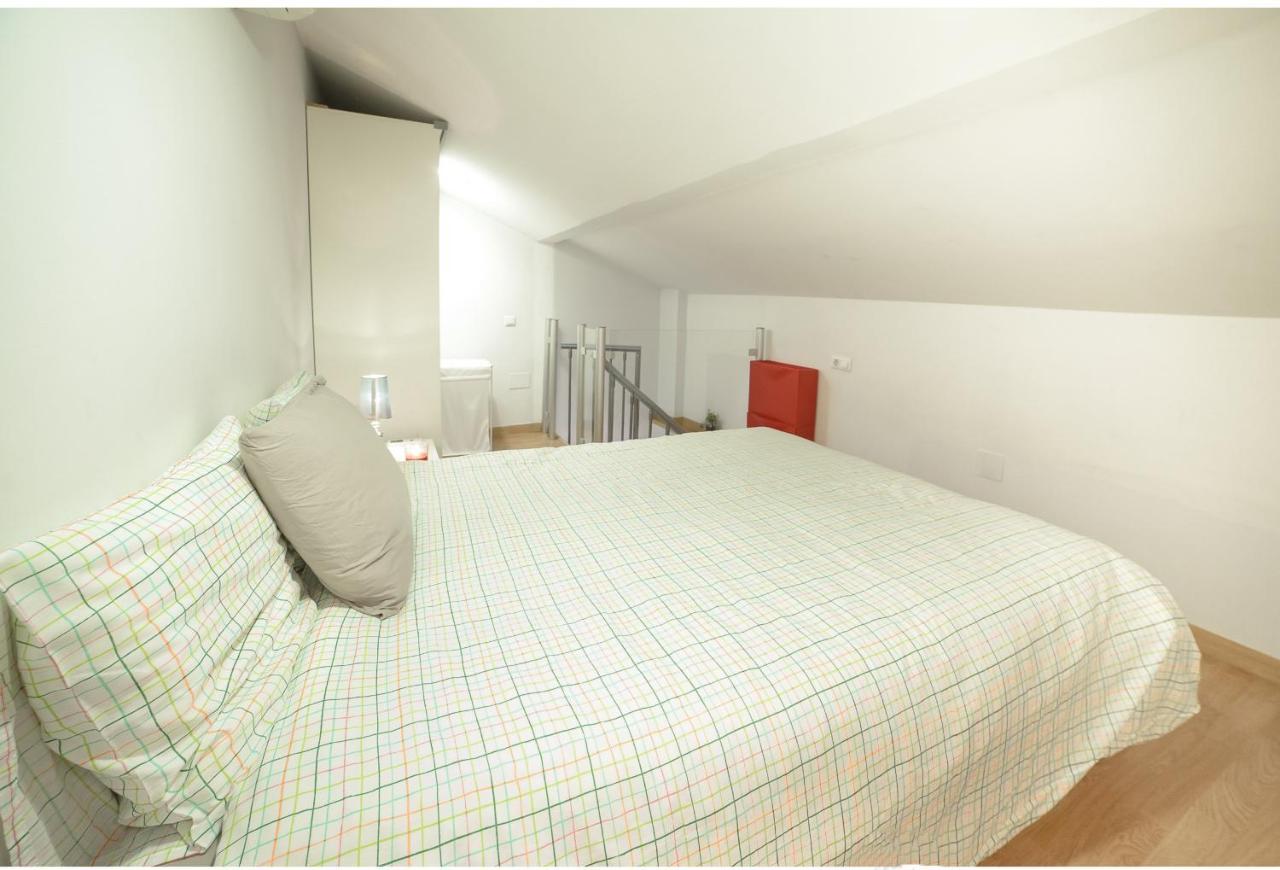 Sea & Wave Capitan Charming Duplex Apartment マラガ エクステリア 写真