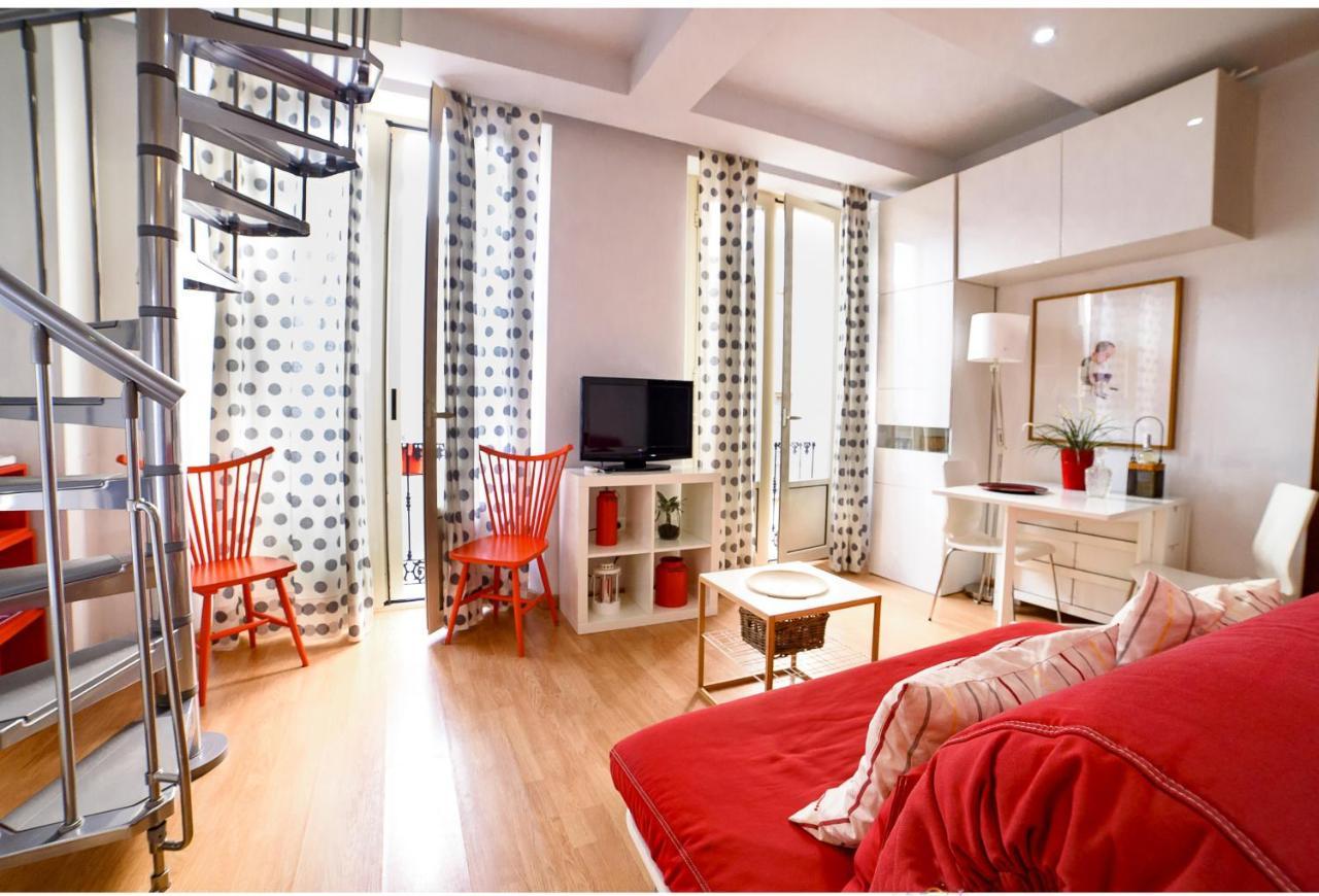 Sea & Wave Capitan Charming Duplex Apartment マラガ エクステリア 写真