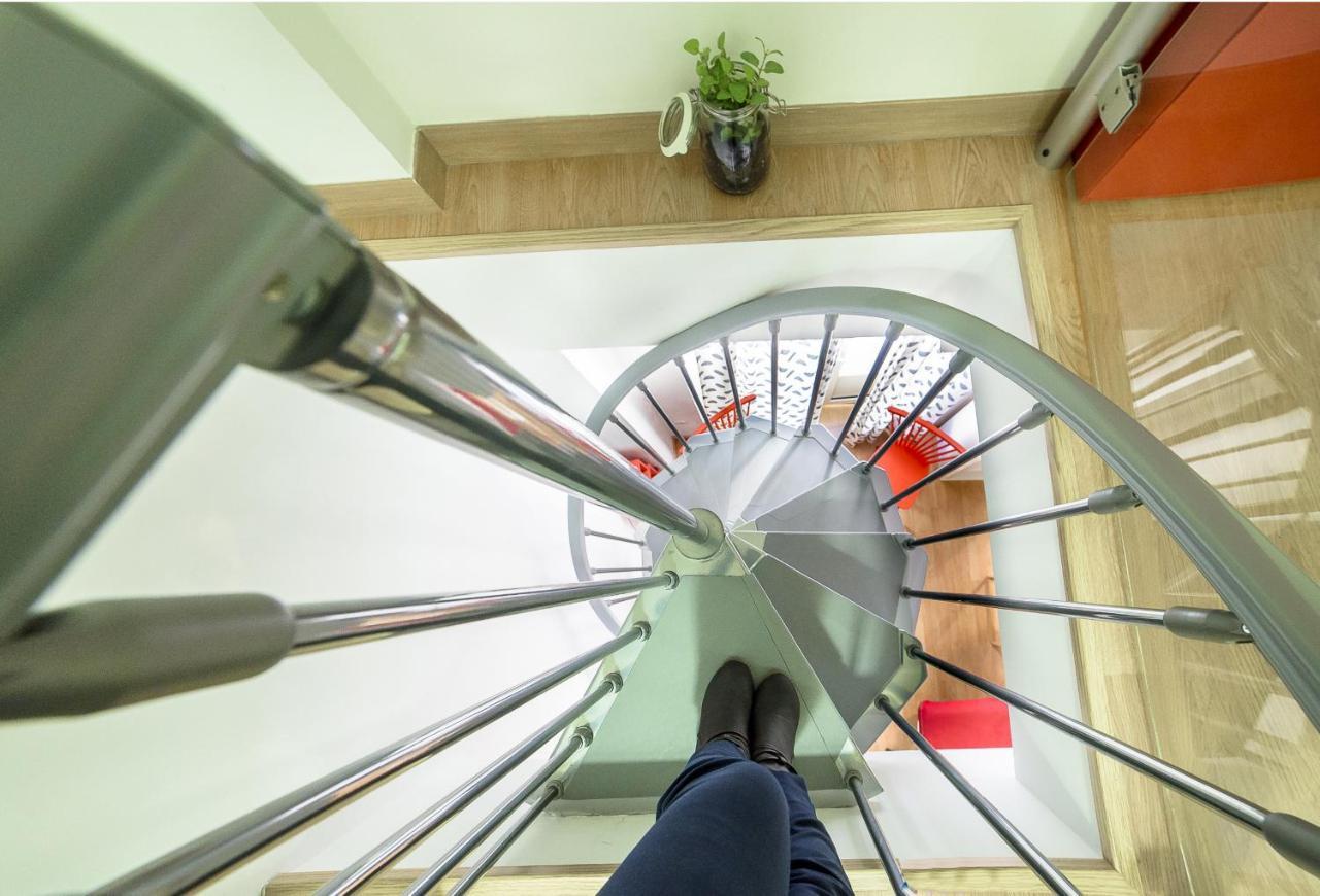 Sea & Wave Capitan Charming Duplex Apartment マラガ エクステリア 写真