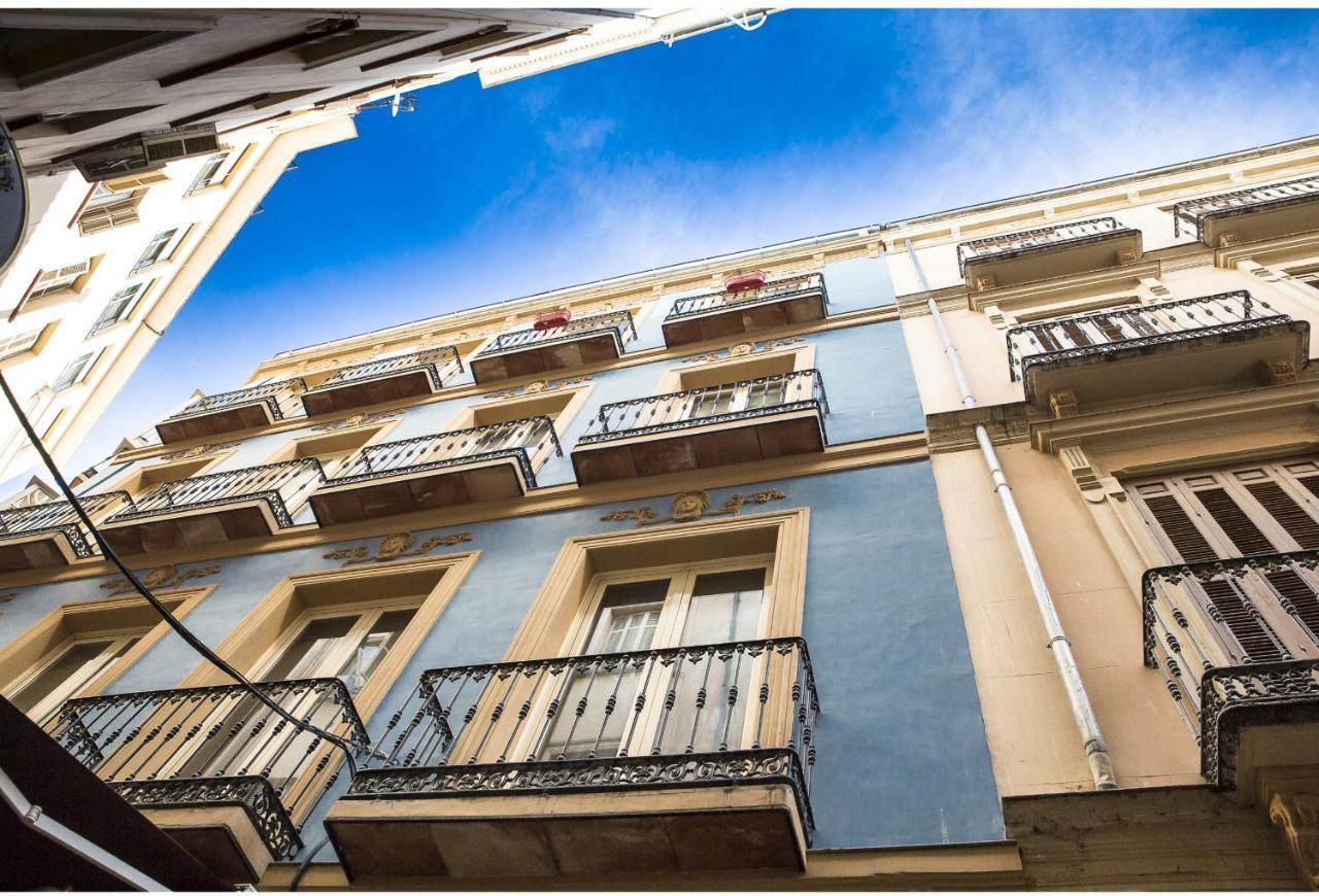 Sea & Wave Capitan Charming Duplex Apartment マラガ エクステリア 写真